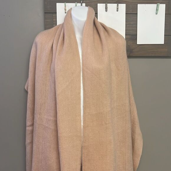 Steve Madden Blush Acrylic Long Wide Fashion Winter Scarf Tassels 83”, 22” OSFM - Picture 4 of 7